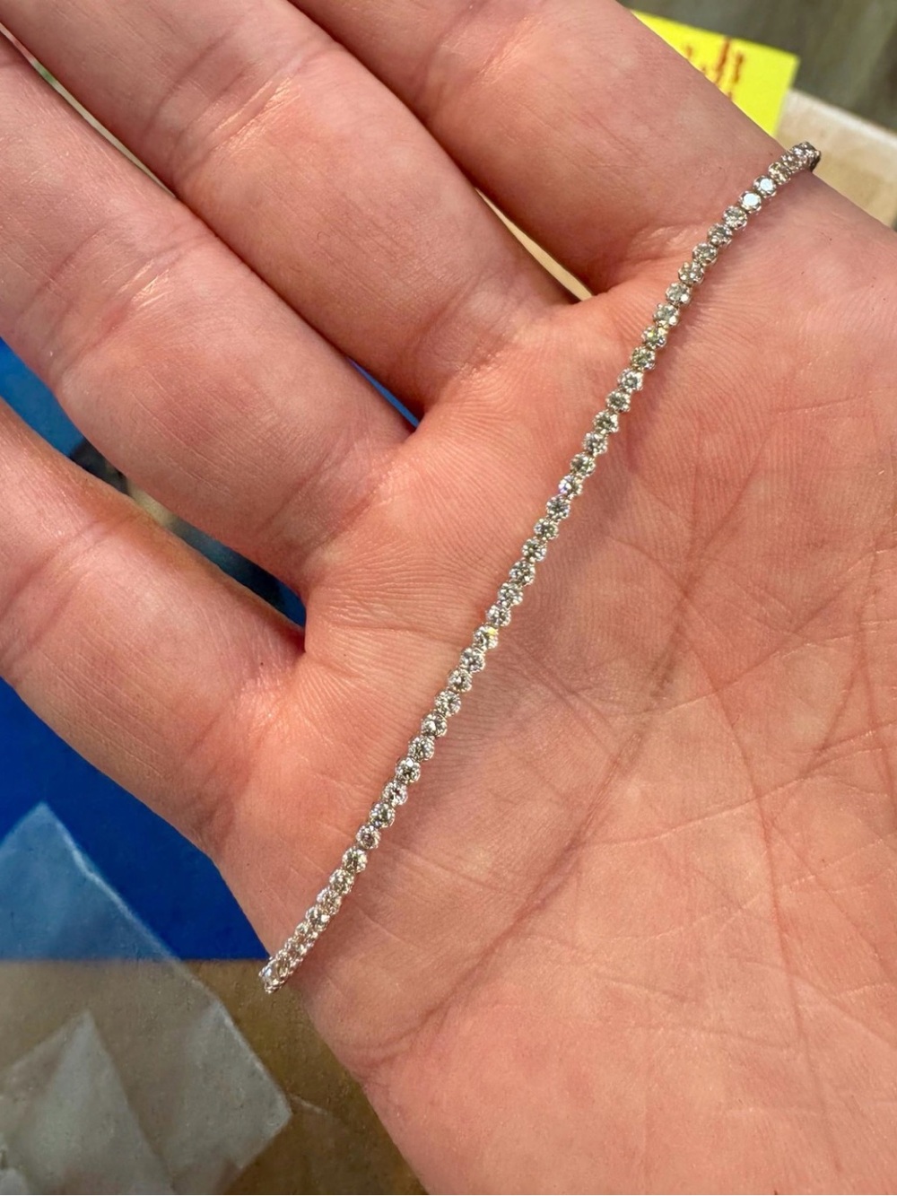 14k yellow gold Tennis Bracelet 
Natural diamonds